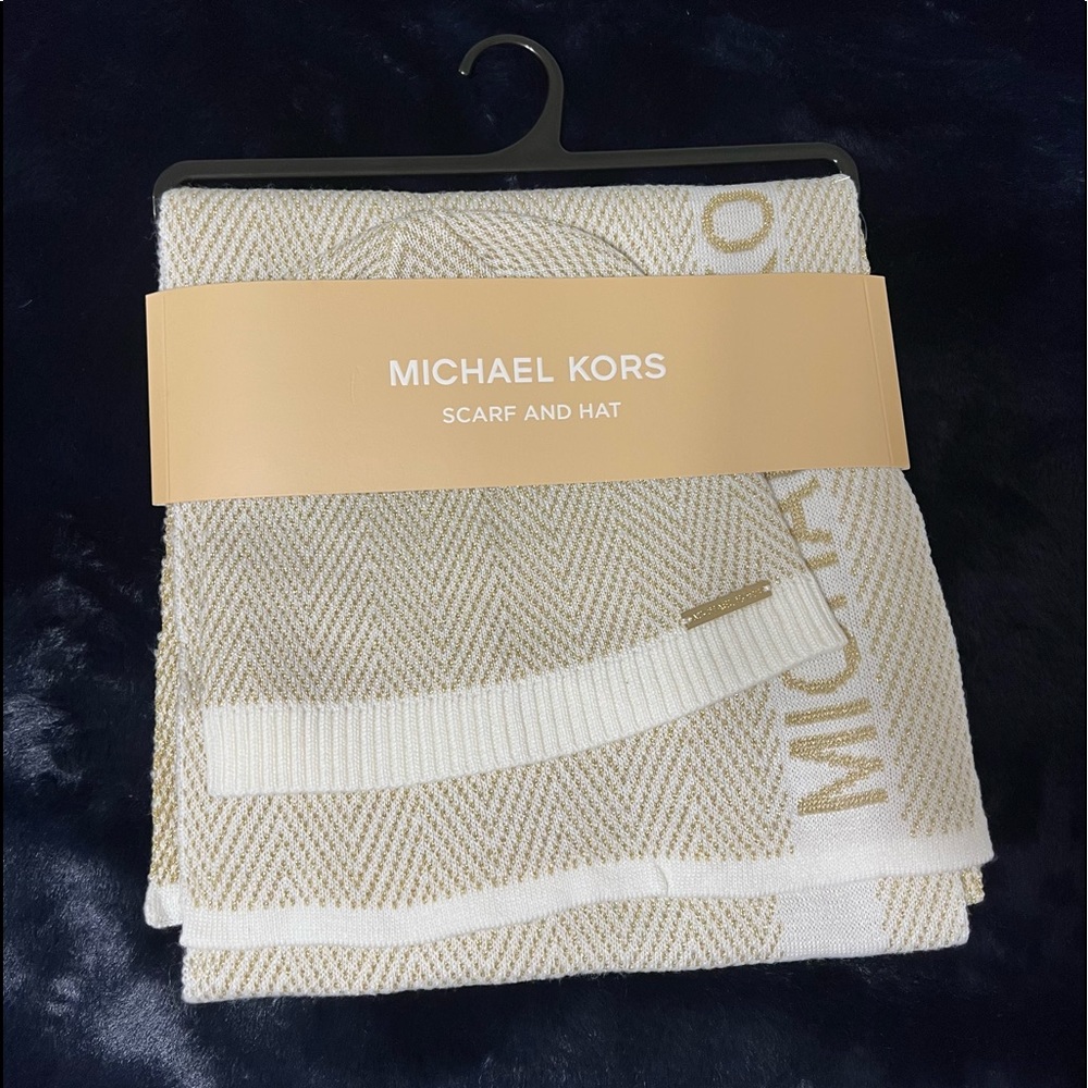 Michael Kors Hat And Scarf Set